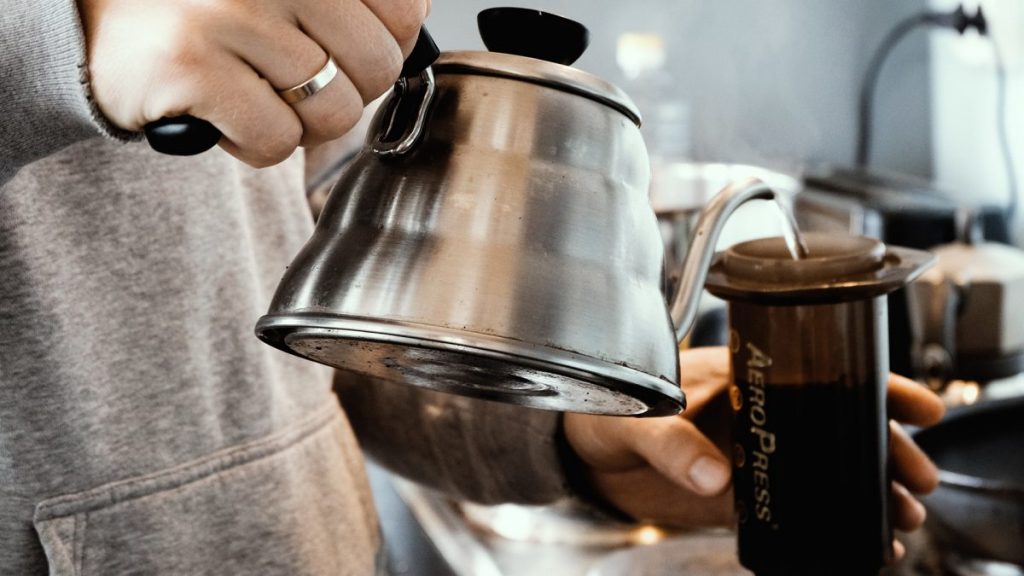 ¿Por qué la Cafetera Aeropress tuvo éxito entre los