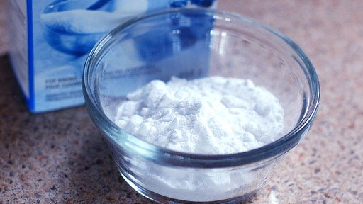 bicarbonato de sodio en ropa blanca