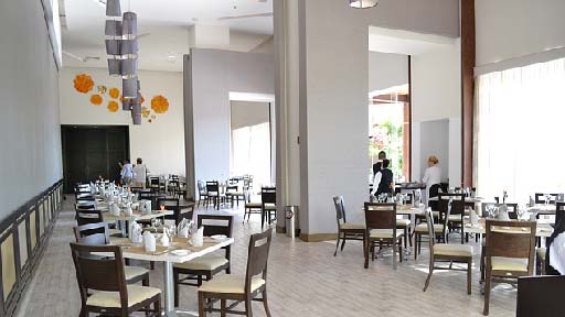 Diseño de Cafeterías modernas, cafetería moderna luminosa